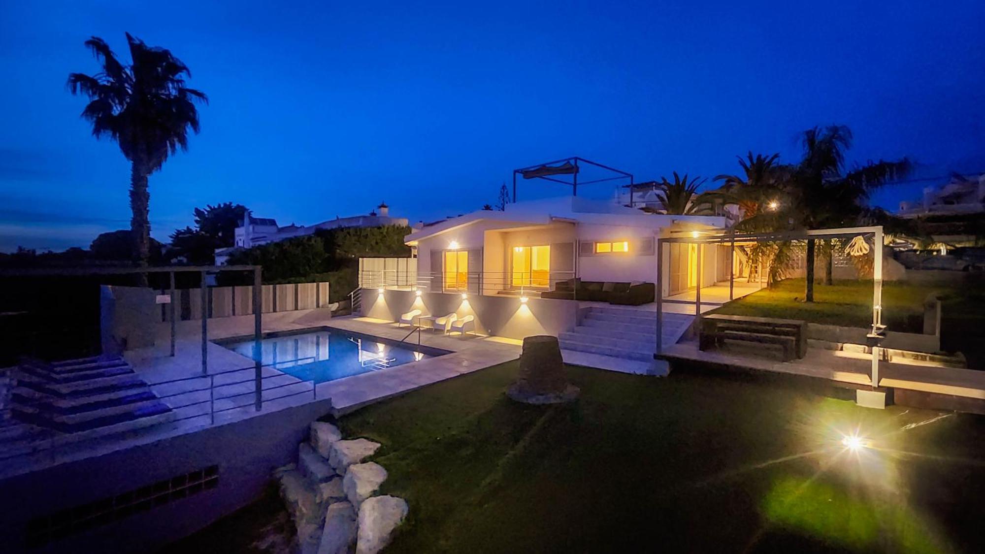 Moderna Cip Villa *